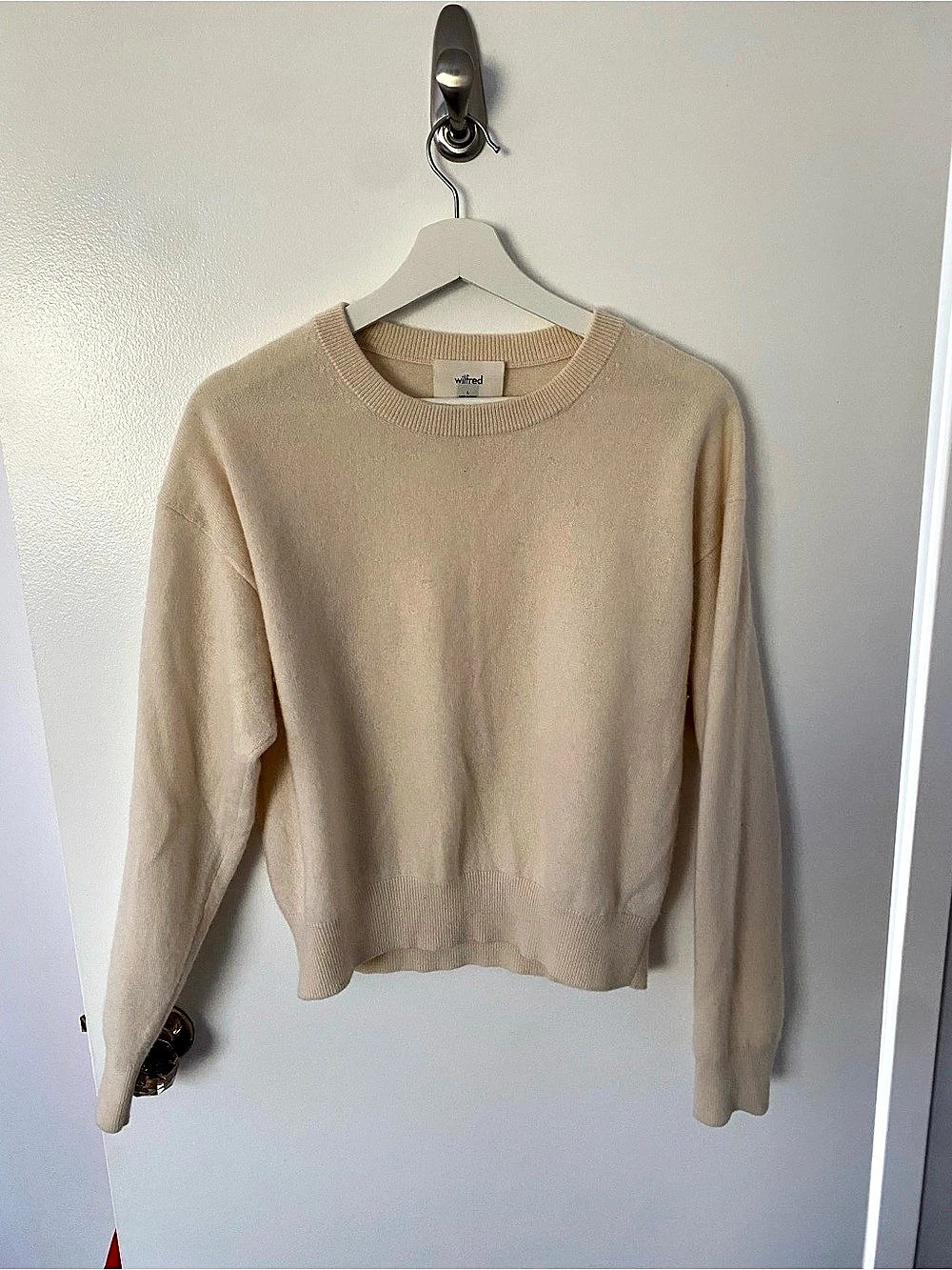 Wilfred Cashmere Crewneck in Beige Size Large Like New